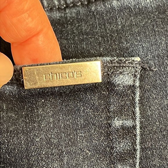 Chico’s SO Slimming straight leg blue Jeans, Chico’s size 1 short/ 8 short - Picture 4 of 16